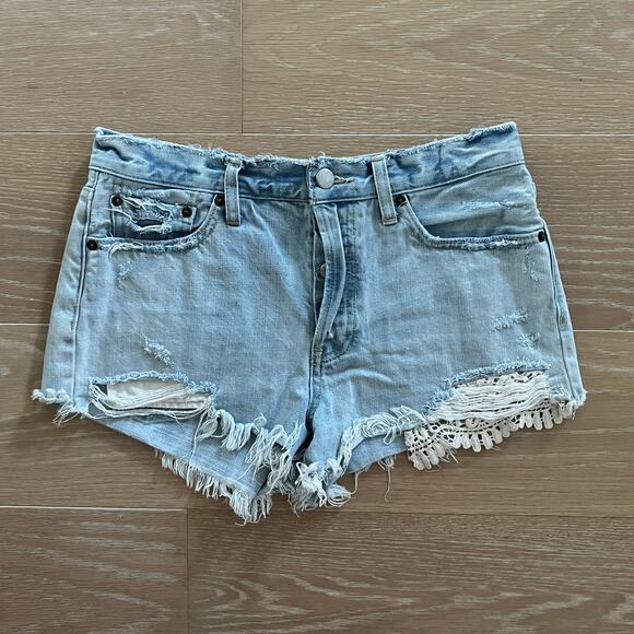 We The Free Distressed Denim Cutoff Button Fly Jean Shorts sz 28 - Picture 1 of 3
